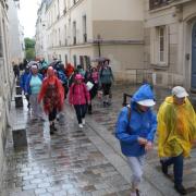 Marchons sous la pluie ! © Bernard